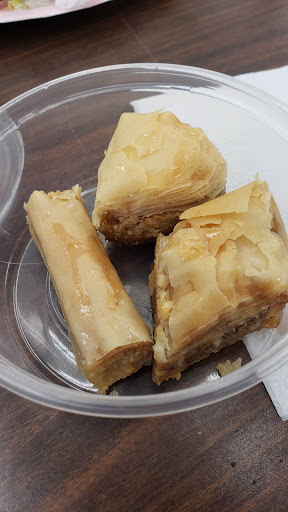 Photo of Almadinah Market Halal middle eastern food/Dubai Chocolate Falafel/ Gyro/ Chicken And Rice. Shawarma, Halalicious - 1969 E Main St, Mohegan Lake, NY 10547