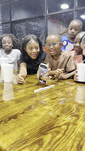 Photo of Pizza & Gyro Party - 5500 Murfreesboro Rd Suite 100, La Vergne, TN 37086