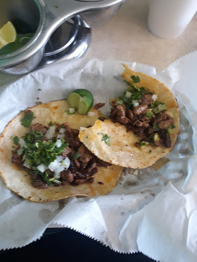 Photo of Comida Mexicana Antarctica - 6621 Railroad Ave, Omaha, NE 68107