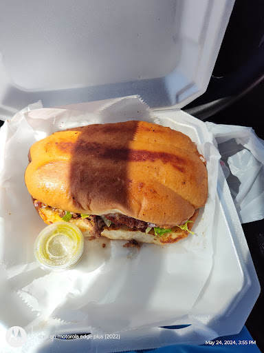 Photo of Comida Mexicana Antarctica - 6621 Railroad Ave, Omaha, NE 68107