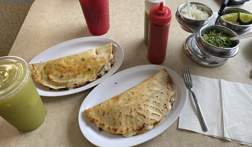 Photo of Comida Mexicana Antarctica - 6621 Railroad Ave, Omaha, NE 68107