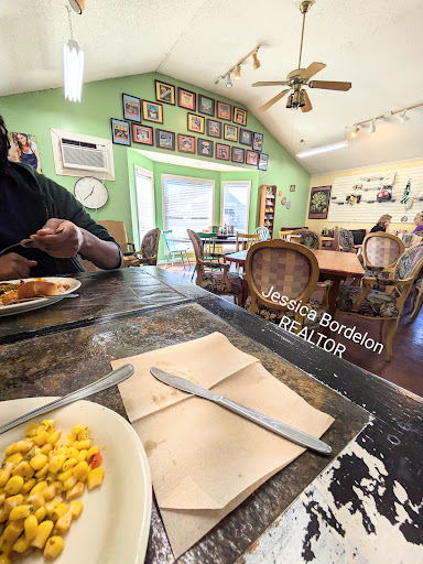 Photo of Sandra's Cafe & Healthy Marketplace - 111 Rena Dr, Lafayette, LA 70503