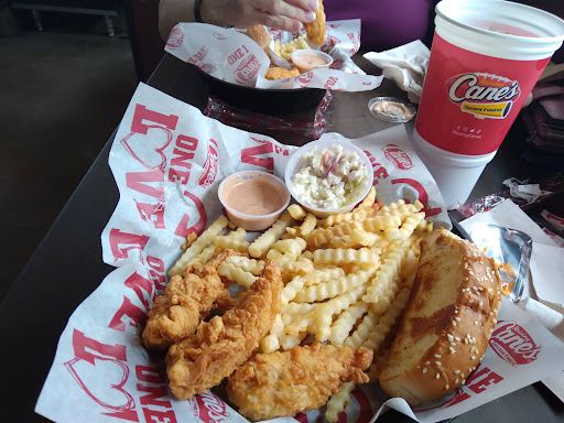 Photo of Raising Cane's Chicken Fingers - 1594 Highway 15N, Laurel, MS 39440