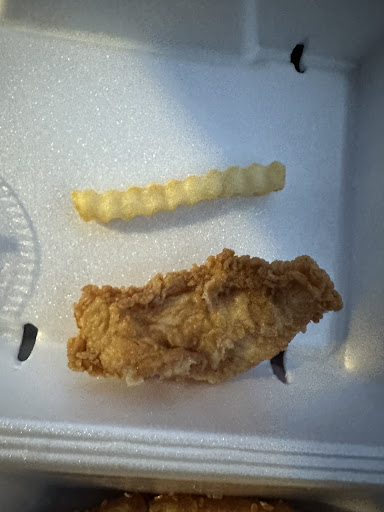 Photo of Raising Cane's Chicken Fingers - 1594 Highway 15N, Laurel, MS 39440