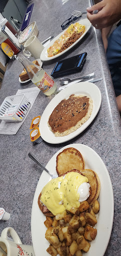 Photo of Sunnyside Diner - 639 Broadway, Lawrence, MA 01841