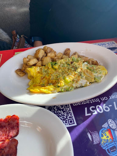 Photo of Sunnyside Diner - 639 Broadway, Lawrence, MA 01841