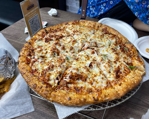 Photo of Kay’s Pizza BBQ & Wings حلال - 4786 Sugarloaf Pkwy, Lawrenceville, GA 30044