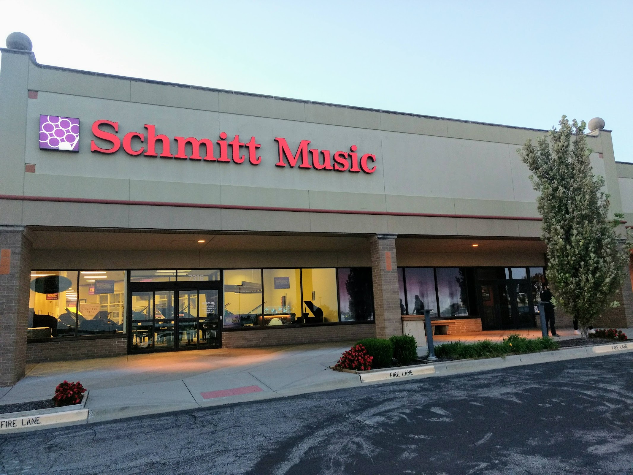 Photo of Rosana Square - 7500 W 119th St, Overland Park, KS 66213