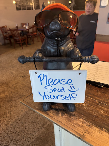 Photo of Mel's on Madison - 201 W Commercial St, Lebanon, MO 65536