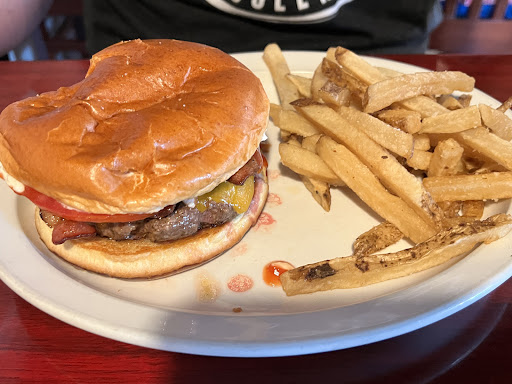 Photo of Mel's on Madison - 201 W Commercial St, Lebanon, MO 65536