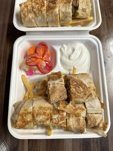 Photo of Simon-Pure Mediterranean Kitchen - 2750 Park Ave, Norwood, OH 45212