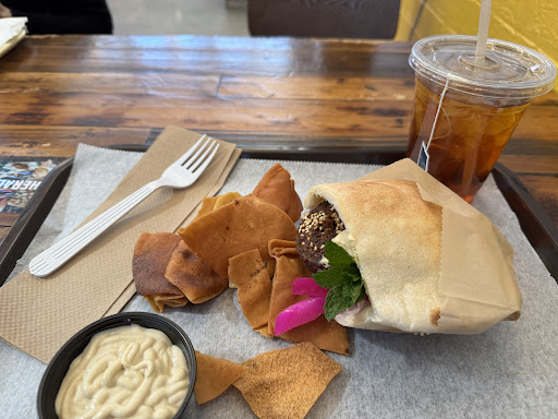 Photo of Simon-Pure Mediterranean Kitchen - 2750 Park Ave, Norwood, OH 45212