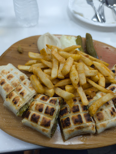 Photo of Q BARBE Q - 7967 Cincinnati Dayton Rd suite k, West Chester Township, OH 45069