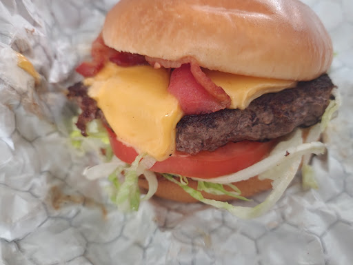 Photo of Friendly's - 1701 Quentin Rd, Lebanon, PA 17042