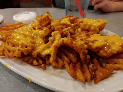 Photo of Friendly's - 1701 Quentin Rd, Lebanon, PA 17042