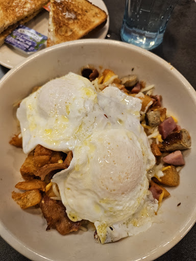 Photo of Friendly's - 1701 Quentin Rd, Lebanon, PA 17042