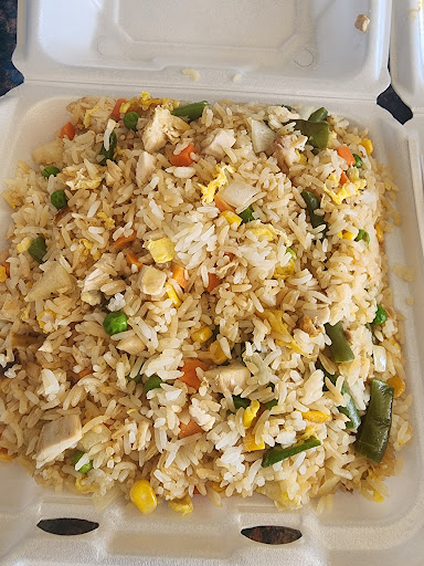 Photo of Madina Pollo Reina - 902 Alabama Dr Unit 108, Herndon, VA 20170