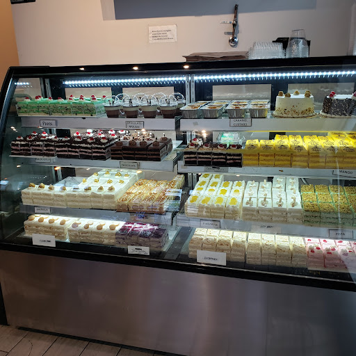 Photo of Tava Fry Modern Indian Bar & Restaurant - 44054 Pipeline Plaza Suite 140, Ashburn, VA 20147