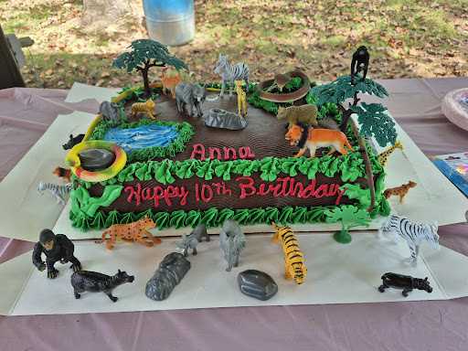 Photo of Blanca's Cakes & Honduran Restaurant - 2441 Norwood St SW, Lenoir, NC 28645