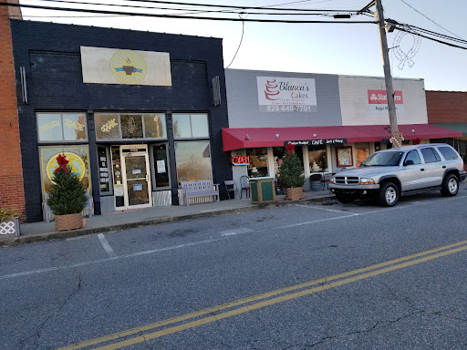 Photo of Blanca's Cakes & Honduran Restaurant - 2441 Norwood St SW, Lenoir, NC 28645