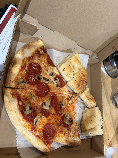 Photo of Mediterraneo Pizza And Grill - 3120 Gammon Ln, Clemmons, NC 27012