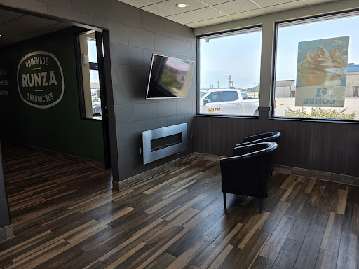 Photo of Runza Restaurant - 2510 Plum Creek Pkwy, Lexington, NE 68850