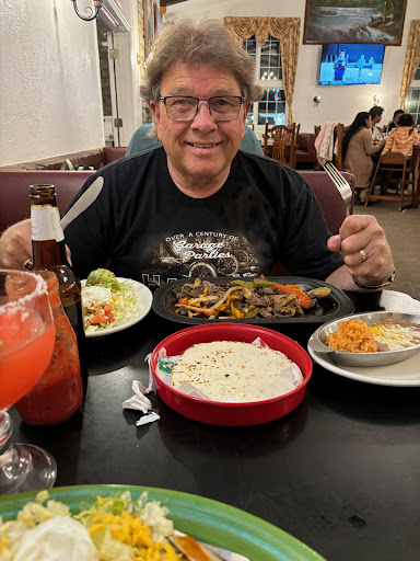 Photo of Vargas Restaurant Bar & Grill - 111 W 15th St, Liberal, KS 67901