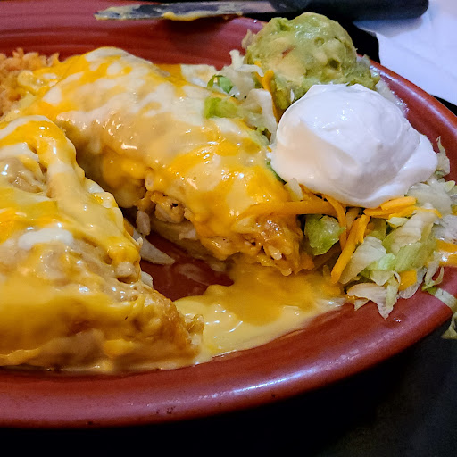 Photo of Vargas Restaurant Bar & Grill - 111 W 15th St, Liberal, KS 67901