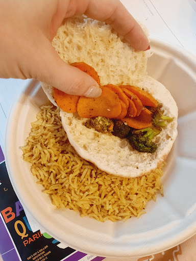 Photo of Roti Mediterranean Bowls. Salads. Pitas. - 875 N Milwaukee Ave Unit 600, Vernon Hills, IL 60061