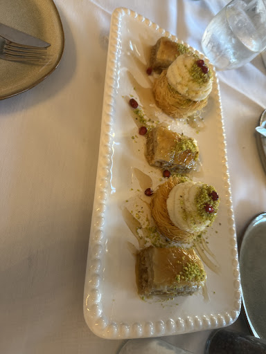 Photo of Suda's - 1524 W Fullerton Ave, Chicago, IL 60614