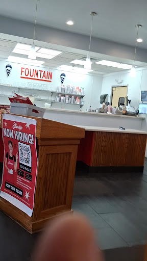 Photo of Friendly's - 647 Berlin - Cross Keys Rd, Sicklerville, NJ 08081