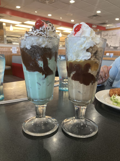 Photo of Friendly's - 647 Berlin - Cross Keys Rd, Sicklerville, NJ 08081