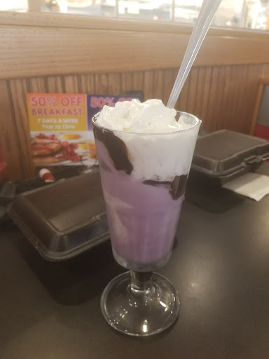 Photo of Friendly's - 647 Berlin - Cross Keys Rd, Sicklerville, NJ 08081