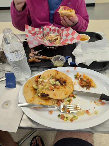 Photo of El Salvador Kitchen - 11084 Marsh Rd Unit C, Bealeton, VA 22712