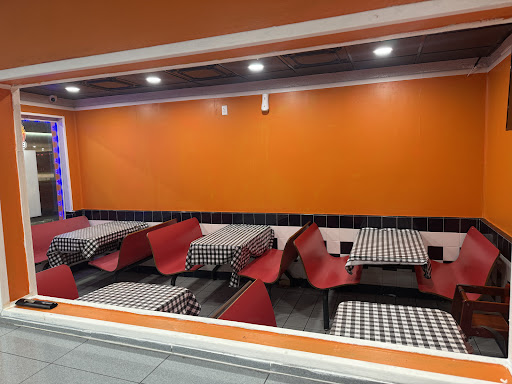 Photo of The Halal Burger - 916 E Roosevelt Rd, Lombard, IL 60148