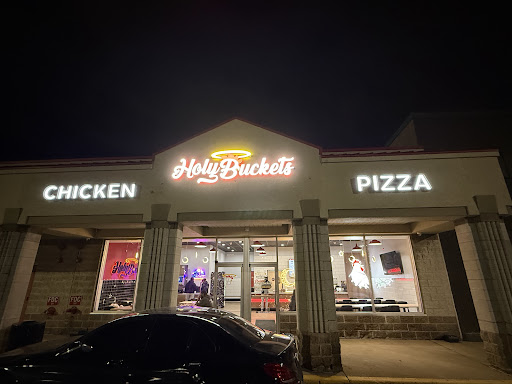 Photo of Holy Buckets Halal Chicken & Pizza - 507 E Roosevelt Rd, Lombard, IL 60148