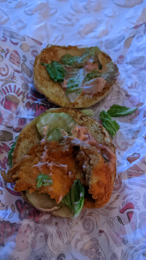 Photo of Holy Buckets Halal Chicken & Pizza - 507 E Roosevelt Rd, Lombard, IL 60148