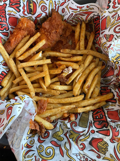 Photo of Holy Buckets Halal Chicken & Pizza - 507 E Roosevelt Rd, Lombard, IL 60148