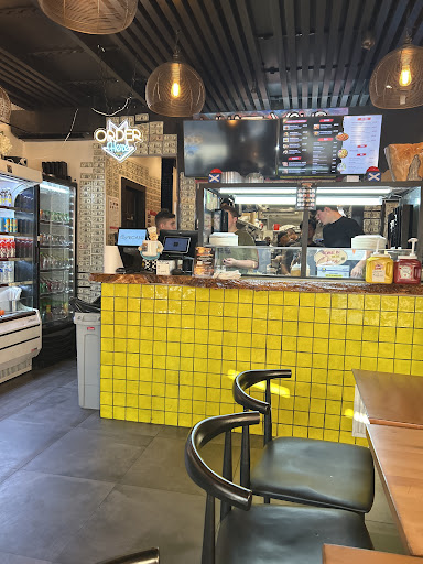 Photo of Munchy's Grill - 12 Irving Pl, Woodmere, NY 11598