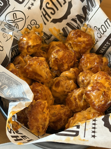 Photo of Munchy's Grill - 12 Irving Pl, Woodmere, NY 11598