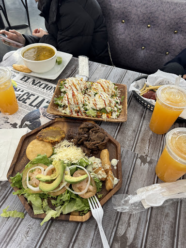 Photo of El Chamo Arabe - 5017 Menaul Blvd NE, Albuquerque, NM 87110