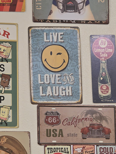 Photo of Zee's Smash ( Burgers and Kabobs) - 1223 N Cherry St, Tulare, CA 93274