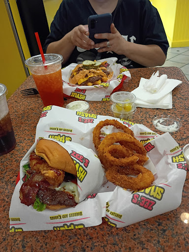 Photo of Zee's Smash ( Burgers and Kabobs) - 1223 N Cherry St, Tulare, CA 93274