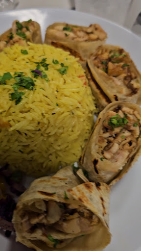 Photo of Simply Pita - 6733 N Riverside Dr Suite#109, Fresno, CA 93722