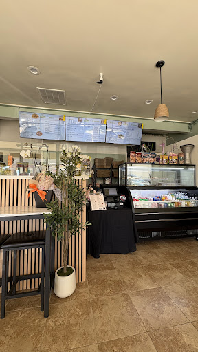 Photo of Zaytouna Bites - Bakery & Restaurant - 152 N Ashwood Ave, Ventura, CA 93003
