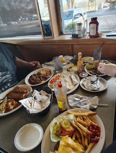 Photo of Spring Garden Family Restaurant - 4820 N 2nd St, Loves Park, IL 61111