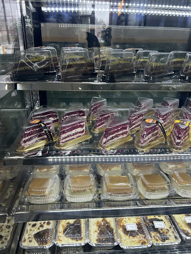 Photo of Istanbul Diner Cafe - 120 Veterans Of Foreign Wars Pkwy, Revere, MA 02151