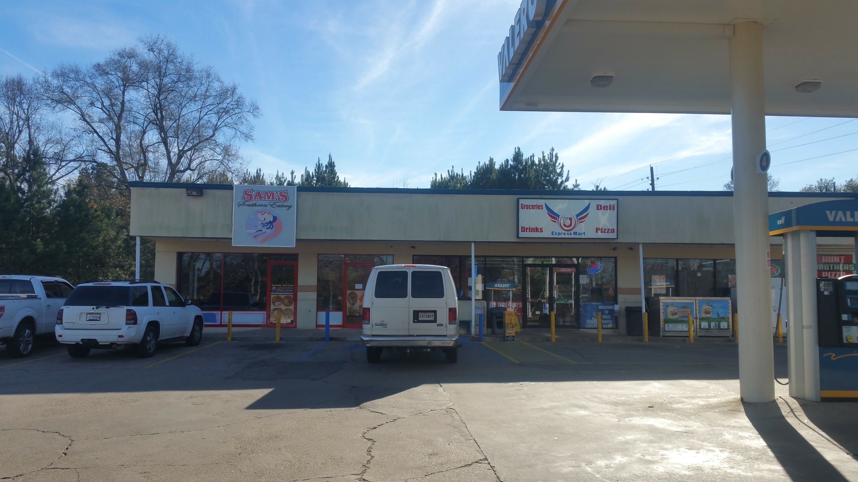 Photo of Valero - 7965 Old Mooringsport Rd, Shreveport, LA 71107