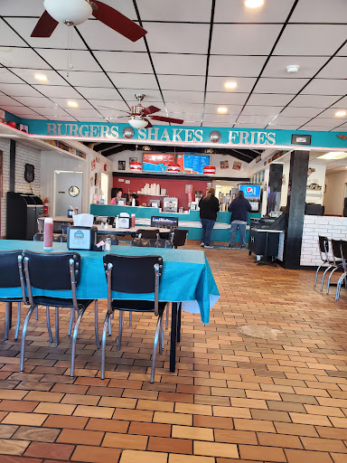 Photo of Wade's Burgers & Fries - 540 W Main St, Magnolia, AR 71753