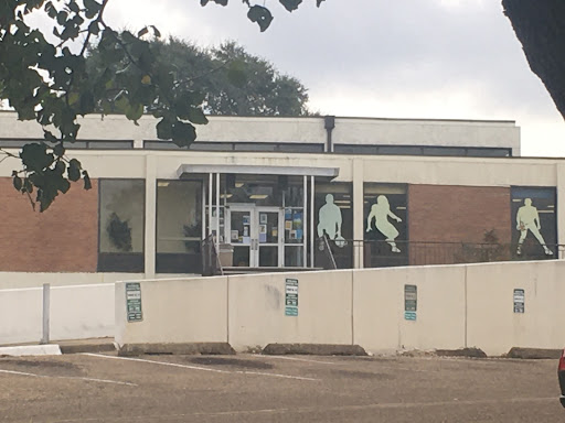 Photo of Chick-fil-A - Bruce Center, 100 E University St, Magnolia, AR 71753